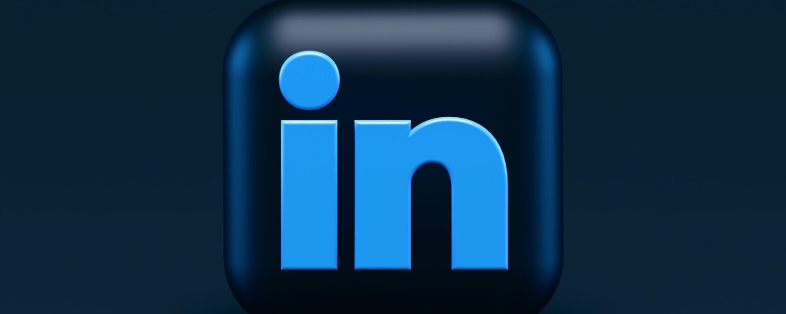 How To Reach Out to Recruiters on LinkedIn?